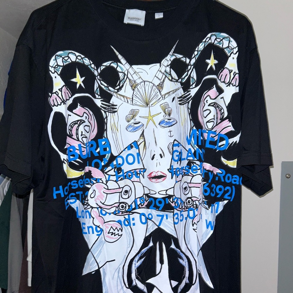 BURBERRY Black Montage Print Oversized T-Shirt (L)